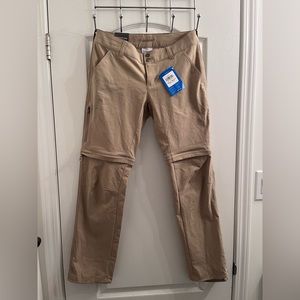 NWT Women’s size 6 short hiking pants. Zip off shorts